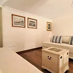 Carducci Apartman *