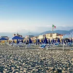 Carducci * Viareggio