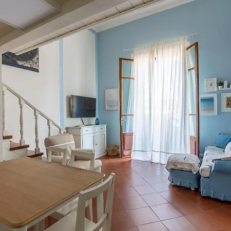 Carducci Apartament Viareggio